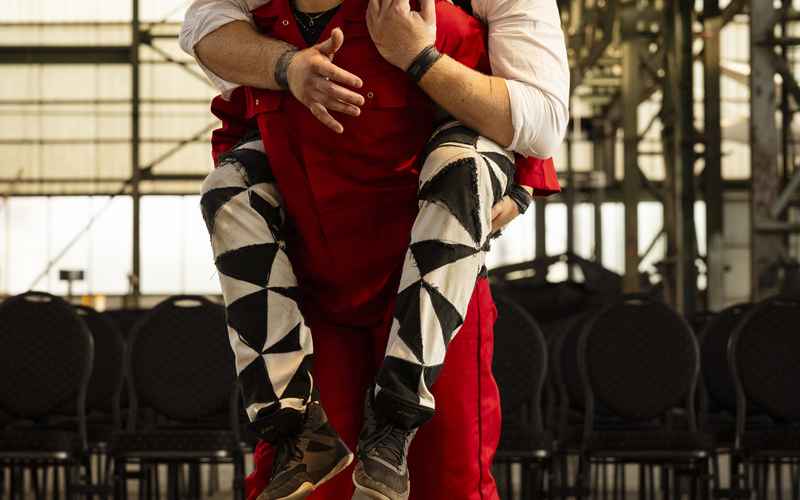 InYourHands - Tall Tales - MirellaBeau